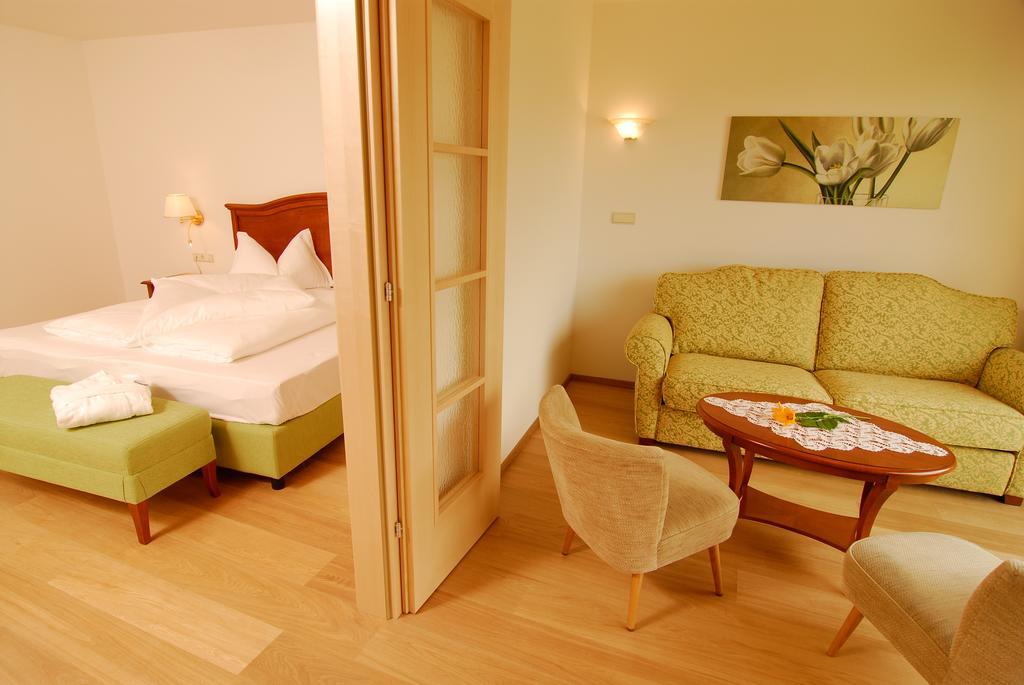 Mirabell Alpine Garden Resort & Spa Siusi Room photo